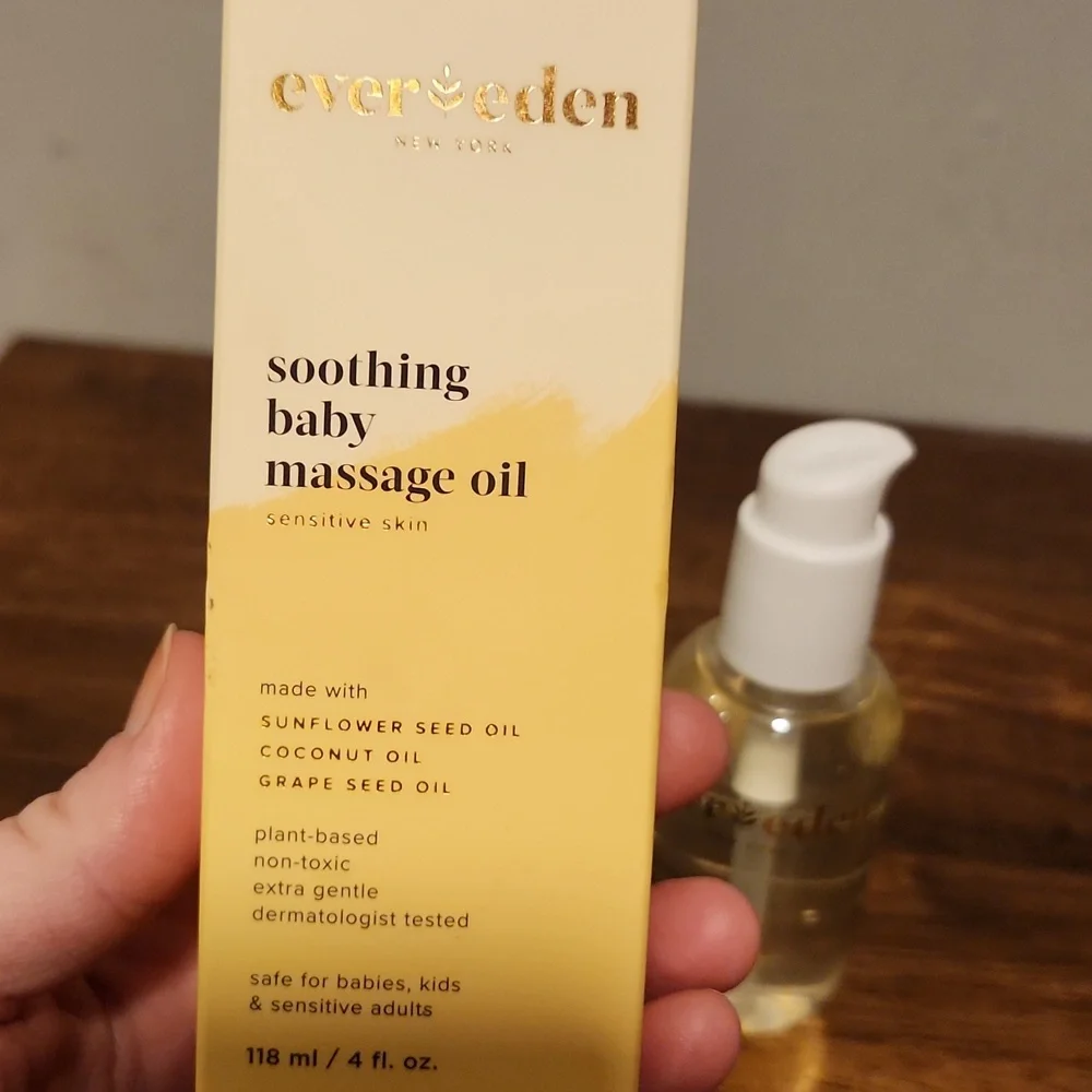 NIB Ever Eden Soothing Baby Massage Oil 4oz